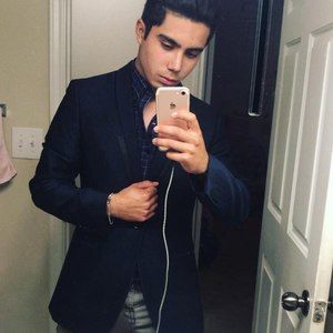 Meet your Posher, Alejandro